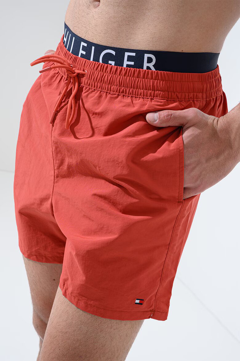 Tommy Hilfiger Плувни шорти с лого на талията Маково червено