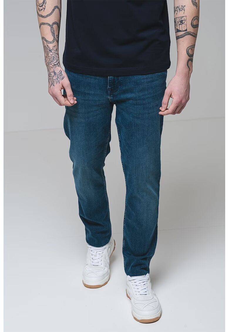 Tommy Hilfiger Прави дънки