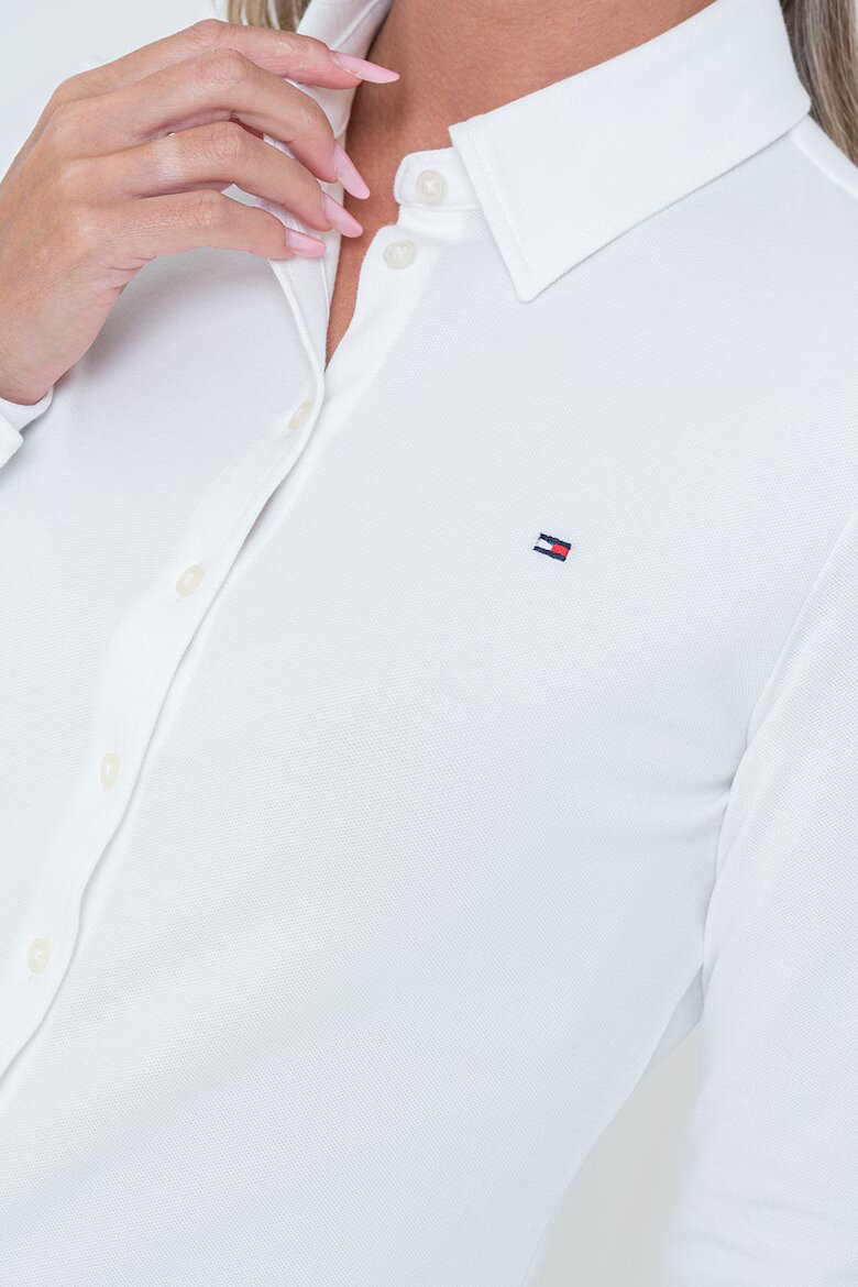 Tommy Hilfiger Слим риза от пике с лого Бял