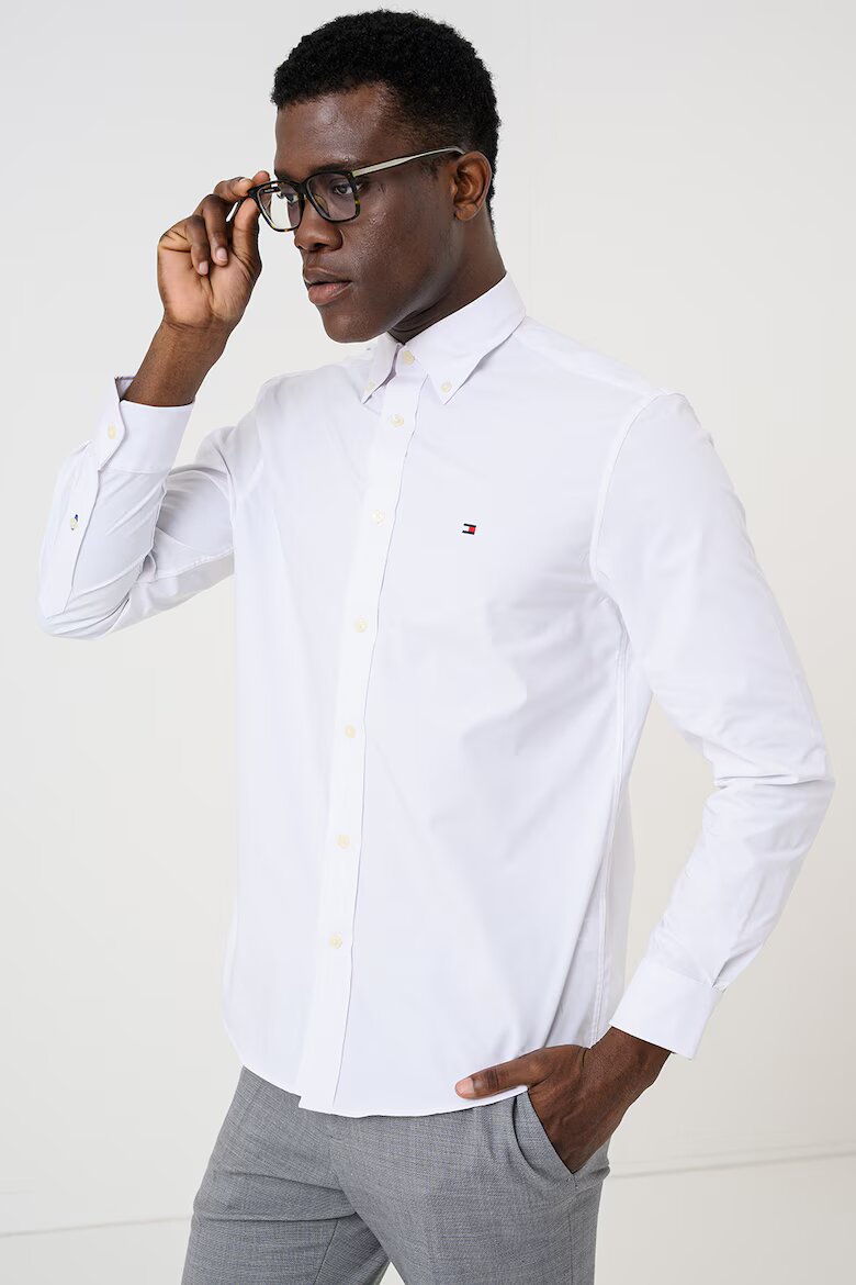 Tommy Hilfiger Слим риза с лого Бял