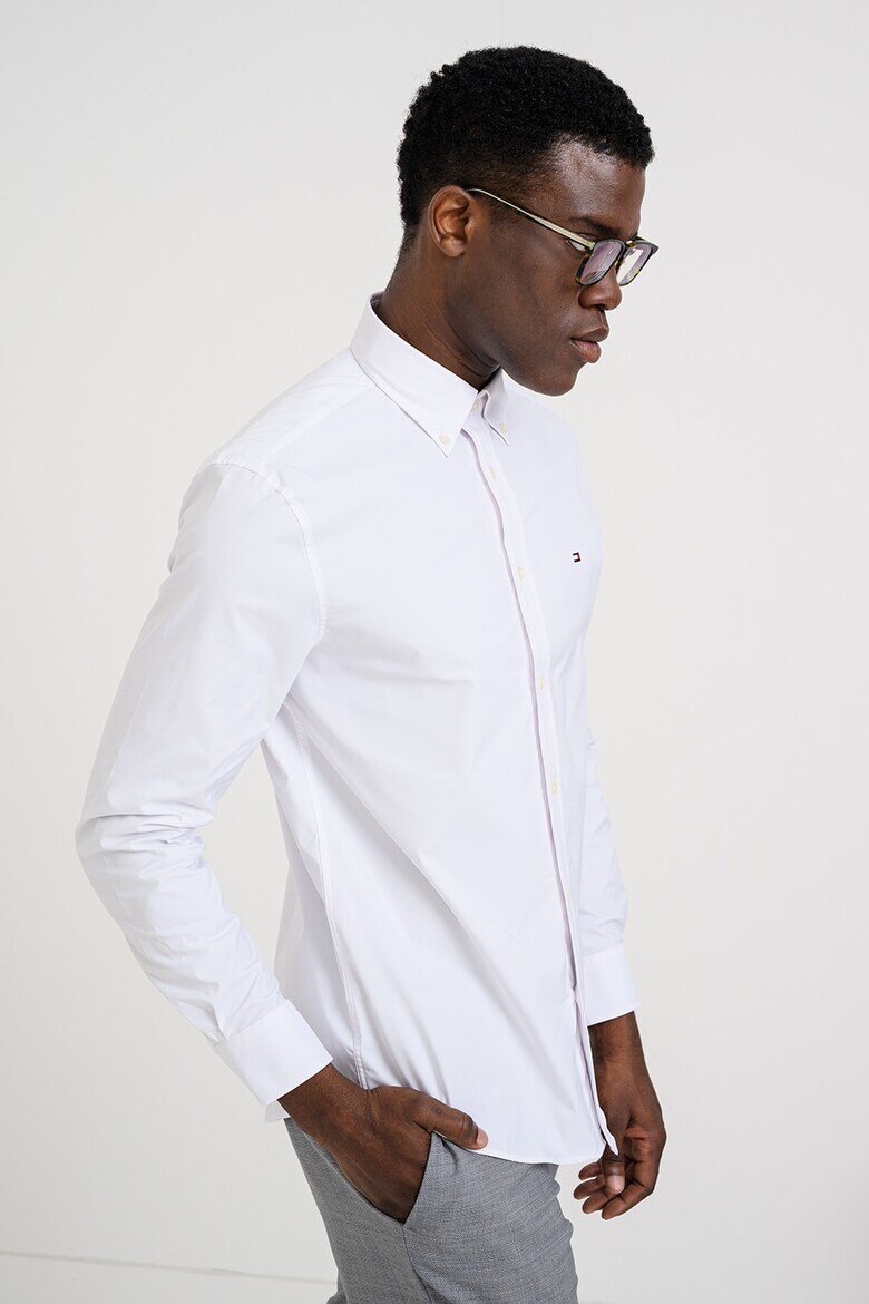 Tommy Hilfiger Слим риза с лого Бял