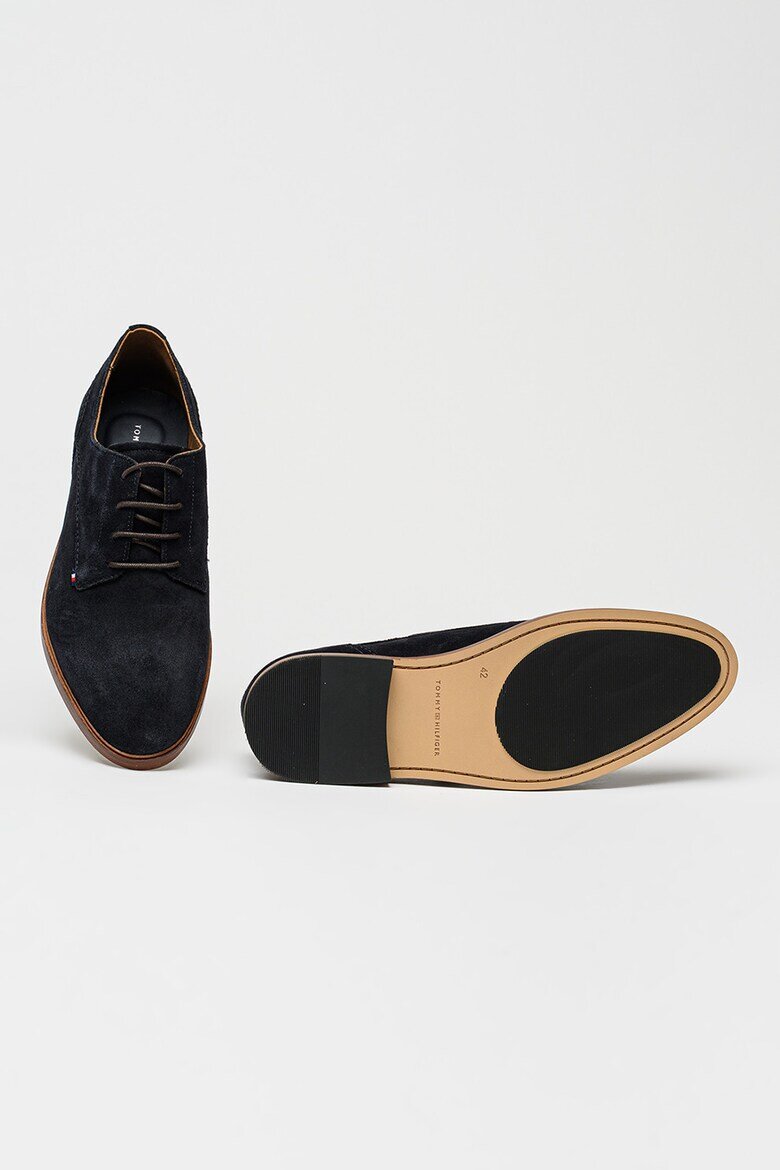 Tommy Hilfiger Велурени обувки Derby Черен/Карамел