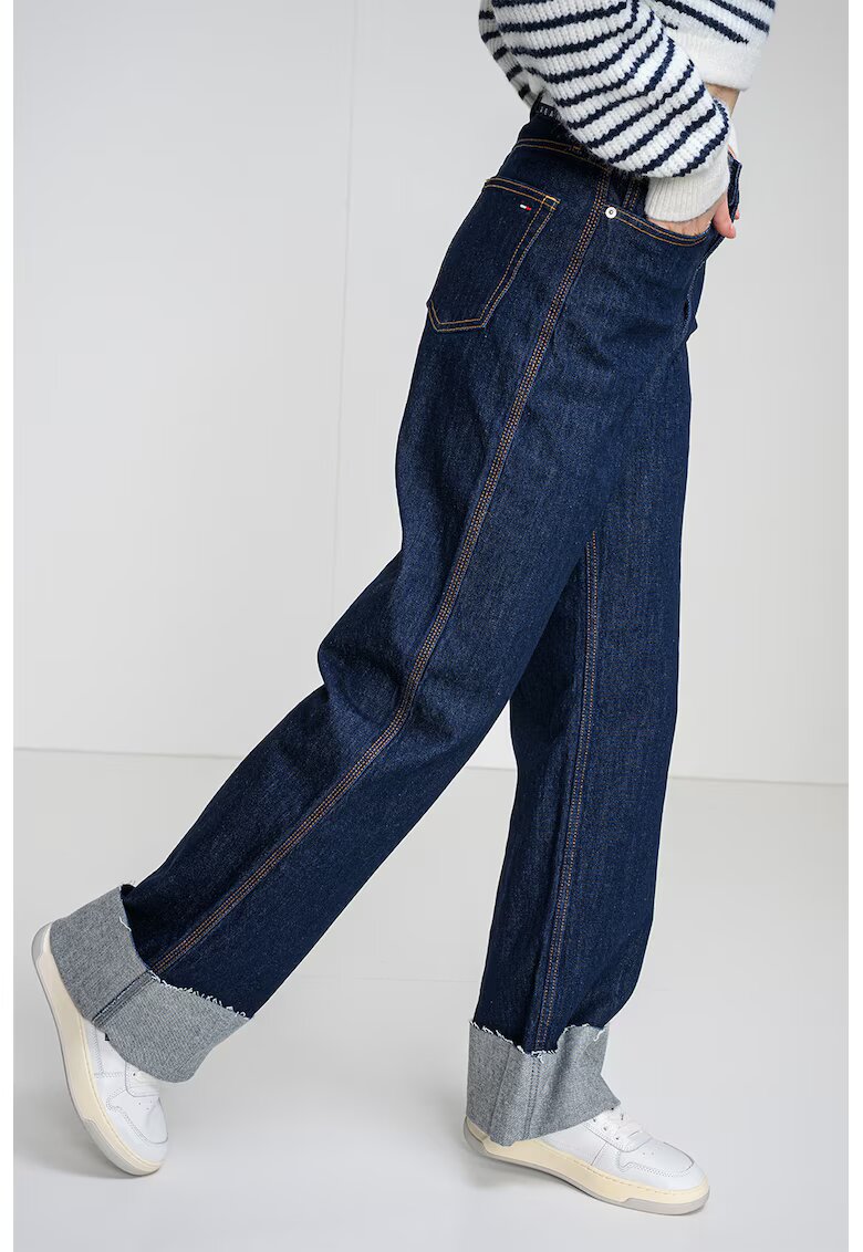 Tommy Jeans Дънки Claire от органичен памук с широк крачол - Индигово синьо
