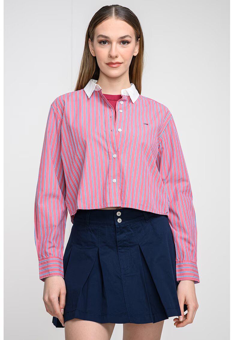 Tommy Jeans Къса свободна риза с лого - Бледочервен