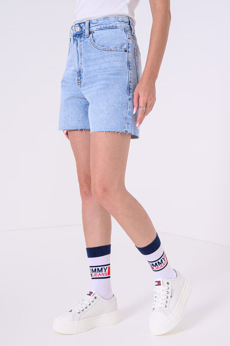Tommy Jeans Къси дънки Mom Светлосин