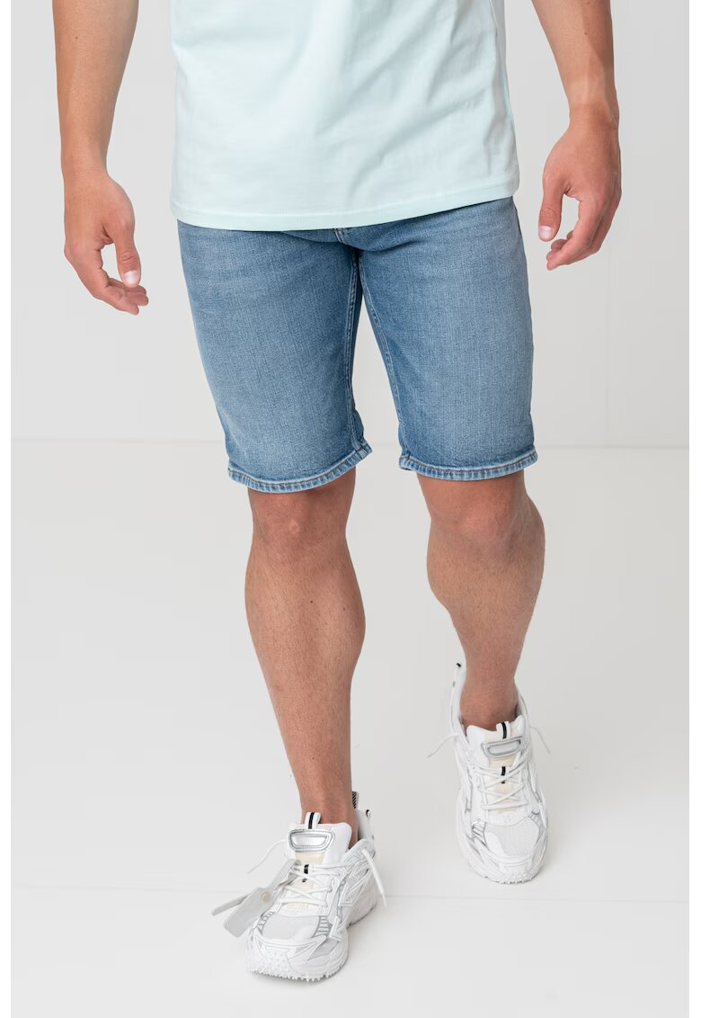Tommy Jeans Къси дънки с памук със средна талия