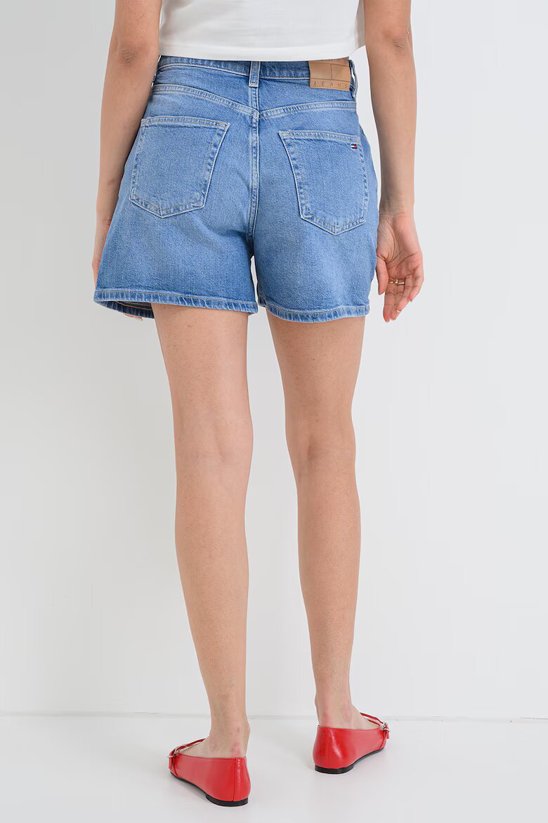 Tommy Jeans Къси дънки тип Mom Светлосин