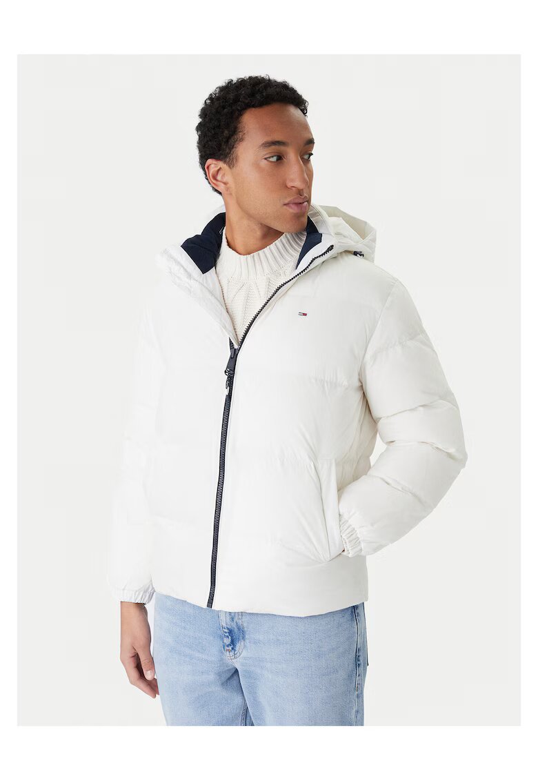 Tommy Jeans Мъжко пухено яке бяло