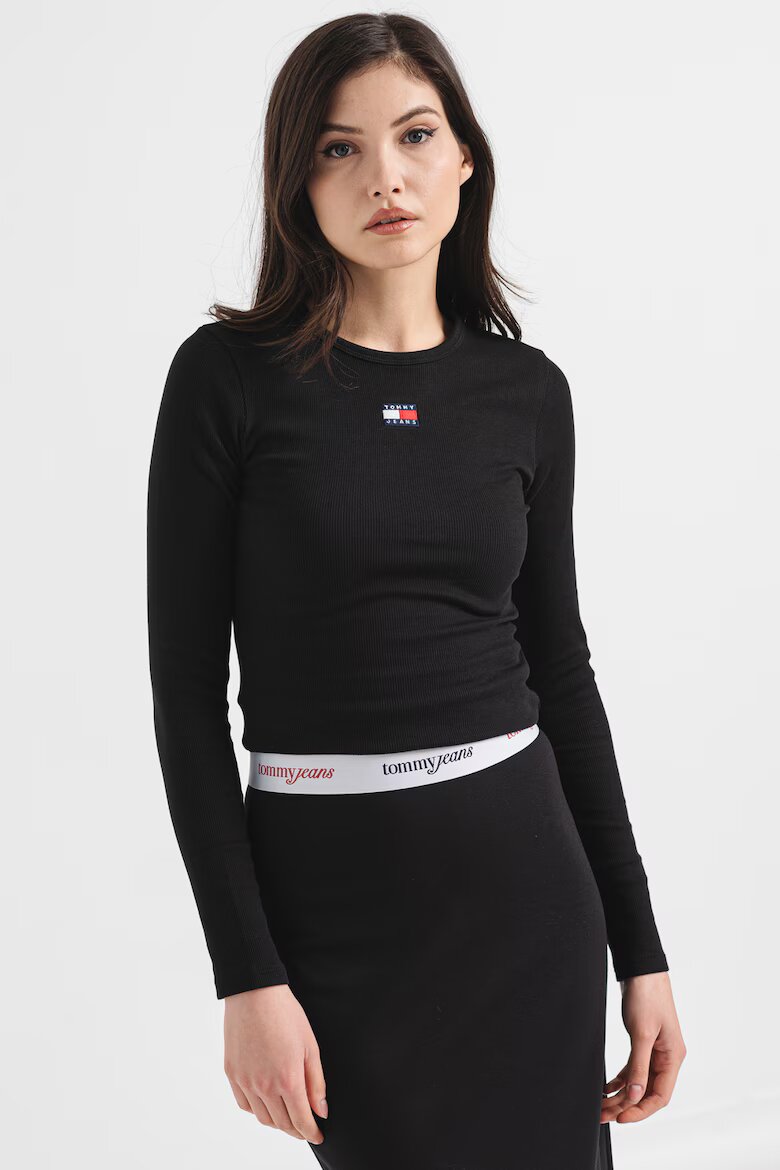 Tommy Jeans Памучна слим блуза Черен