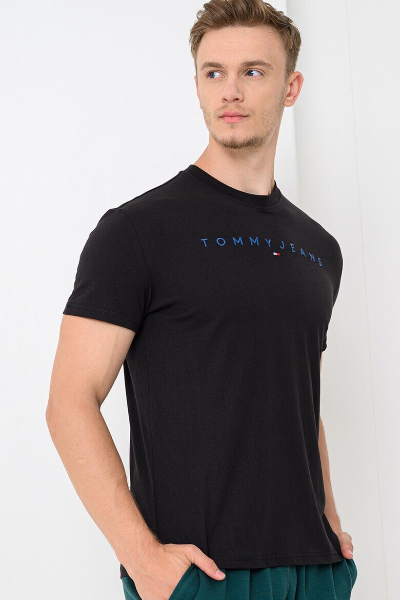 Tommy Jeans Памучна тениска с бродирано лого Черен