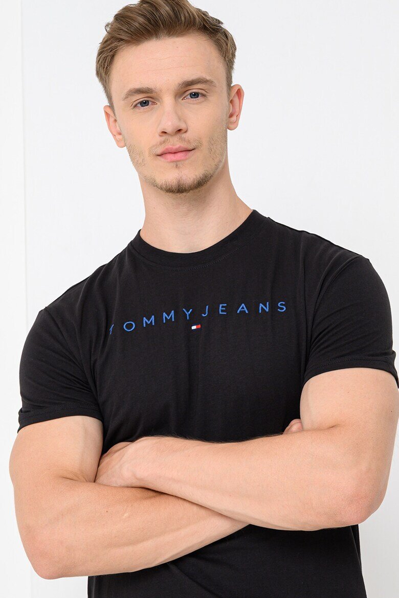 Tommy Jeans Памучна тениска с бродирано лого Черен