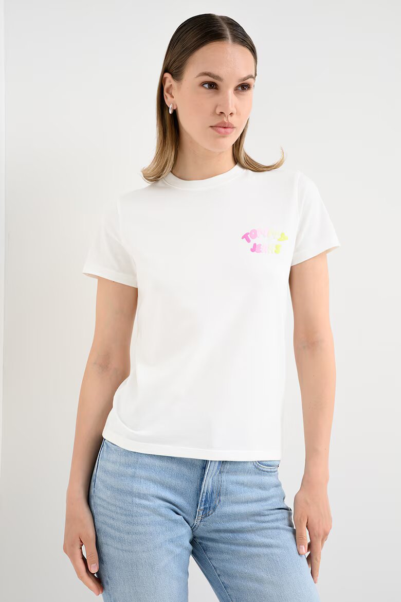 Tommy Jeans Памучна тениска с лого Мръснобял