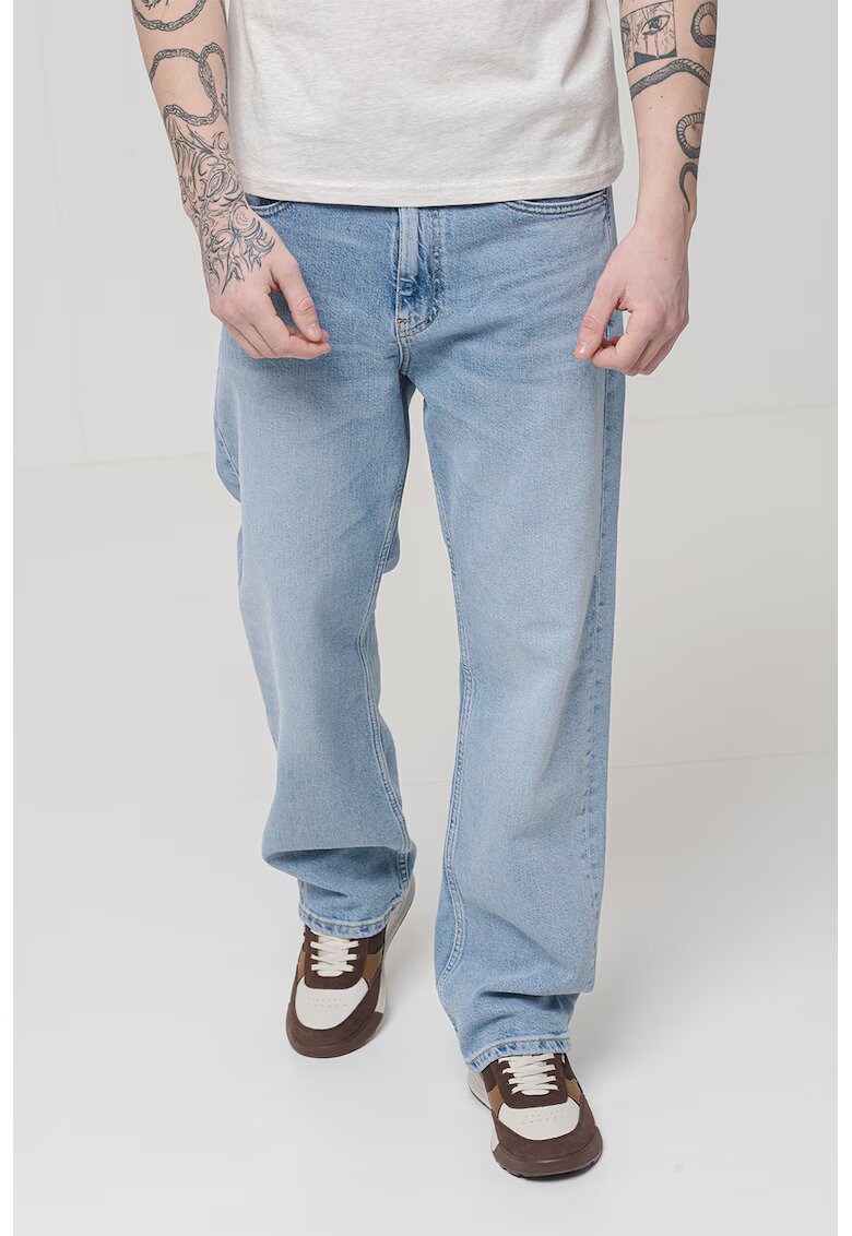 Tommy Jeans Прави дънки Otis