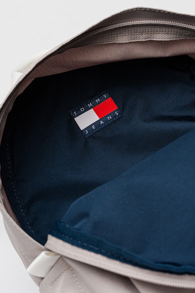 Tommy Jeans Раница ESS Daily с външен джоб - 6 л Бледозелен