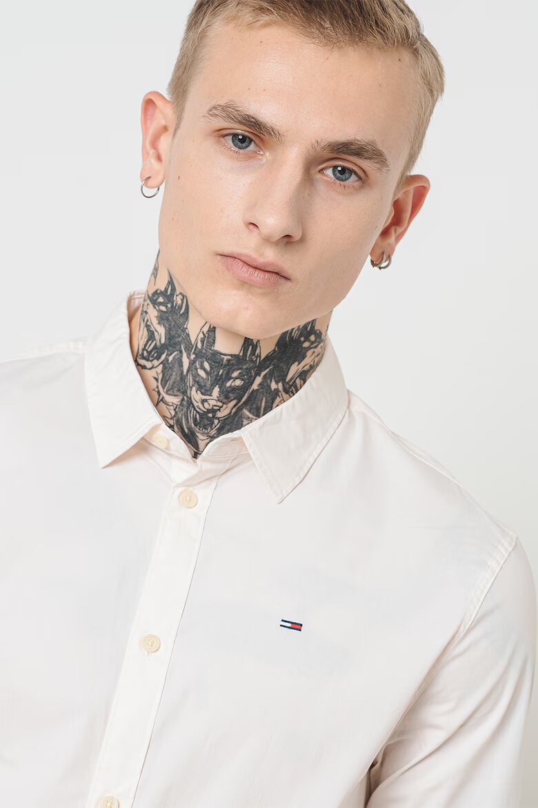 Tommy Jeans Риза по тялото Бял