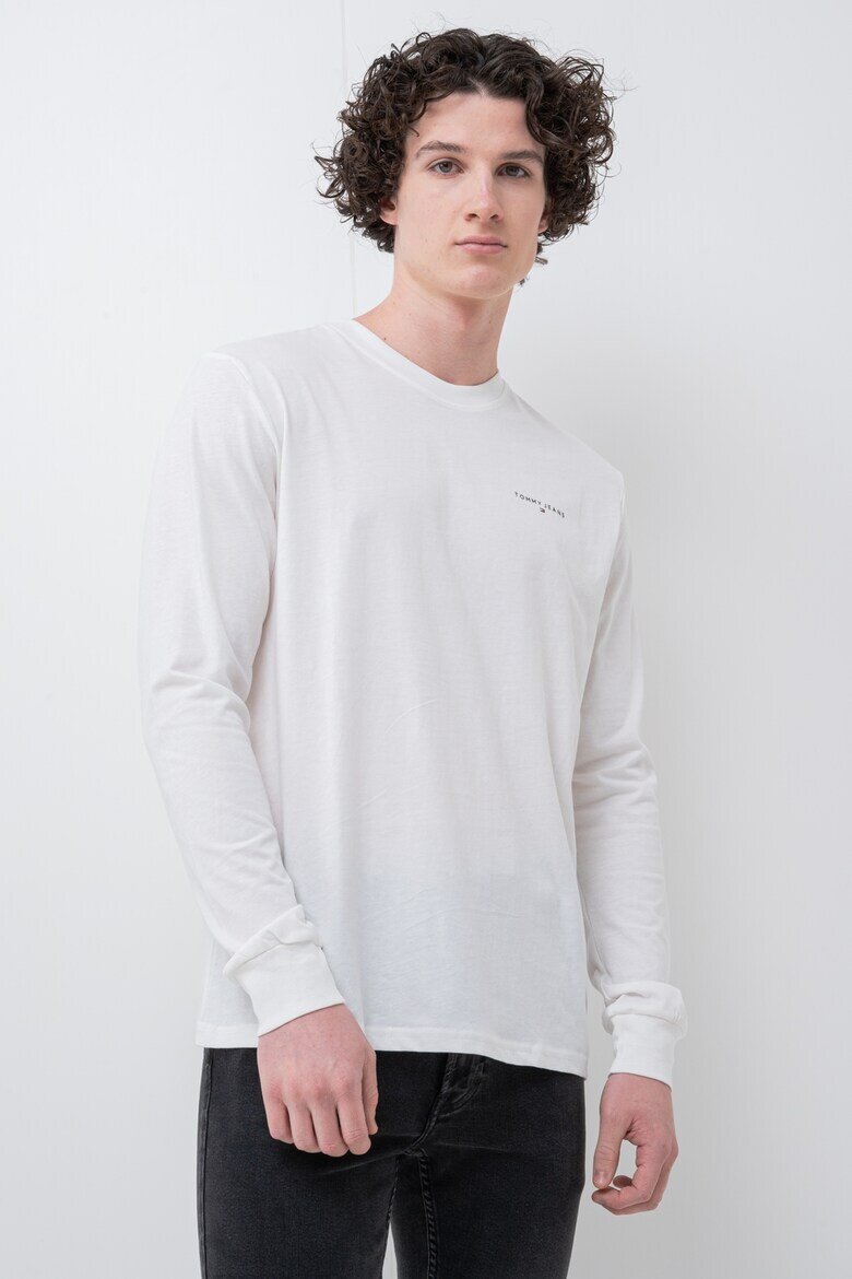 Tommy Jeans Слим блуза с овално деколте Бял