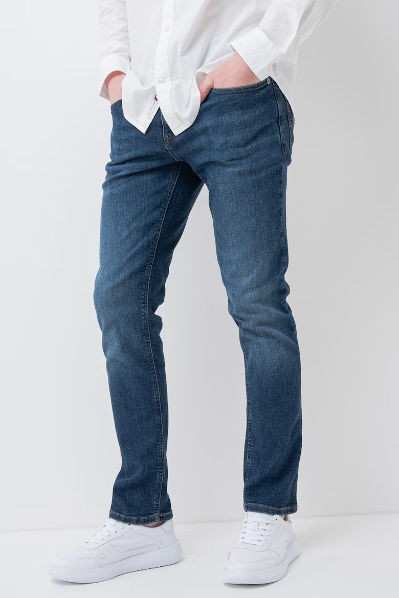 Tommy Jeans Слим дънки със захабен ефект Тъмносин