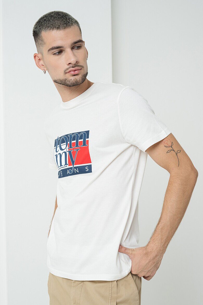 Tommy Jeans Стандартна тениска с фигурален принт Мръснобял/Тъмносин