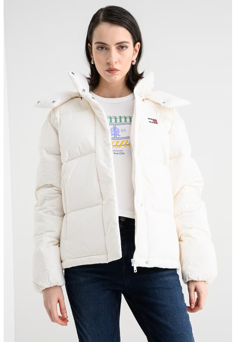 Tommy Jeans Зимно яке Alaska с пухена вата