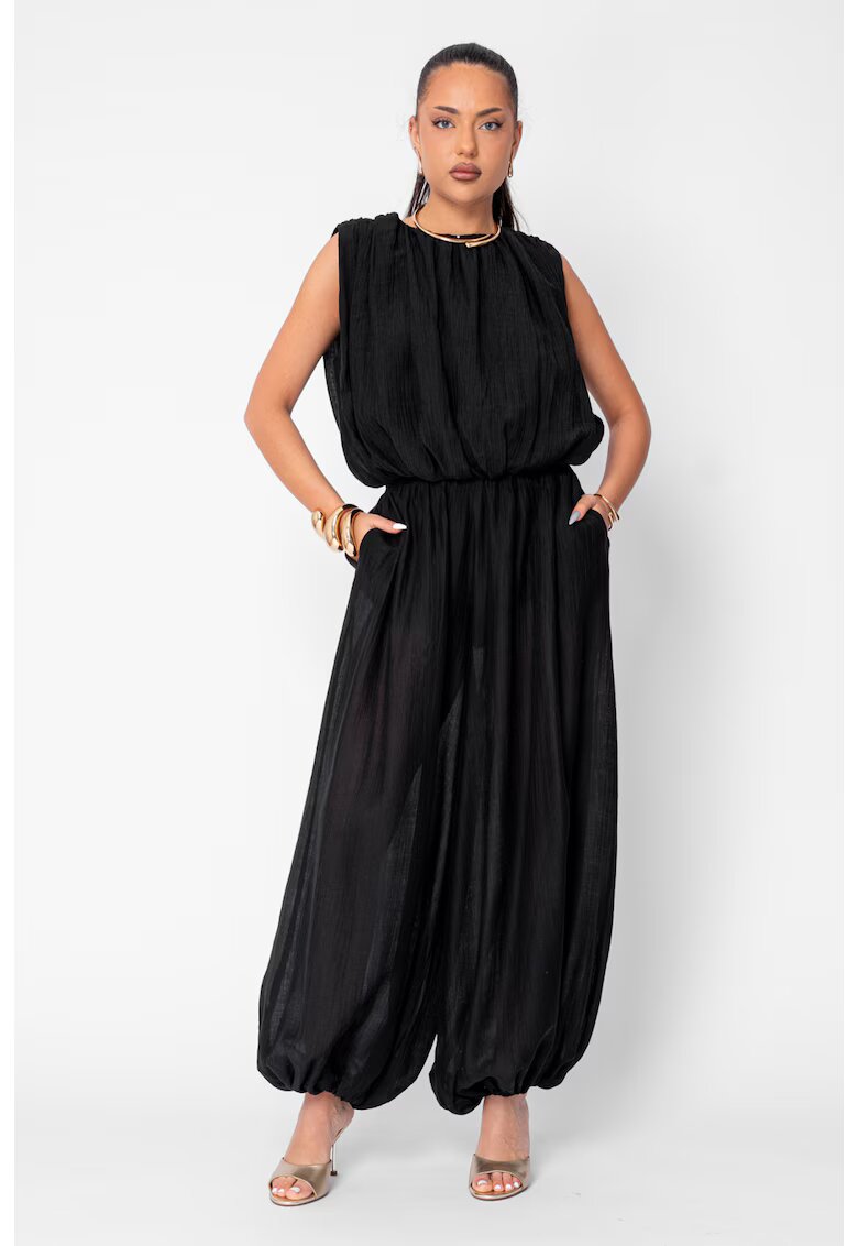uFIT Комплект топ и дълги широки панталони Jasmine Black 21379