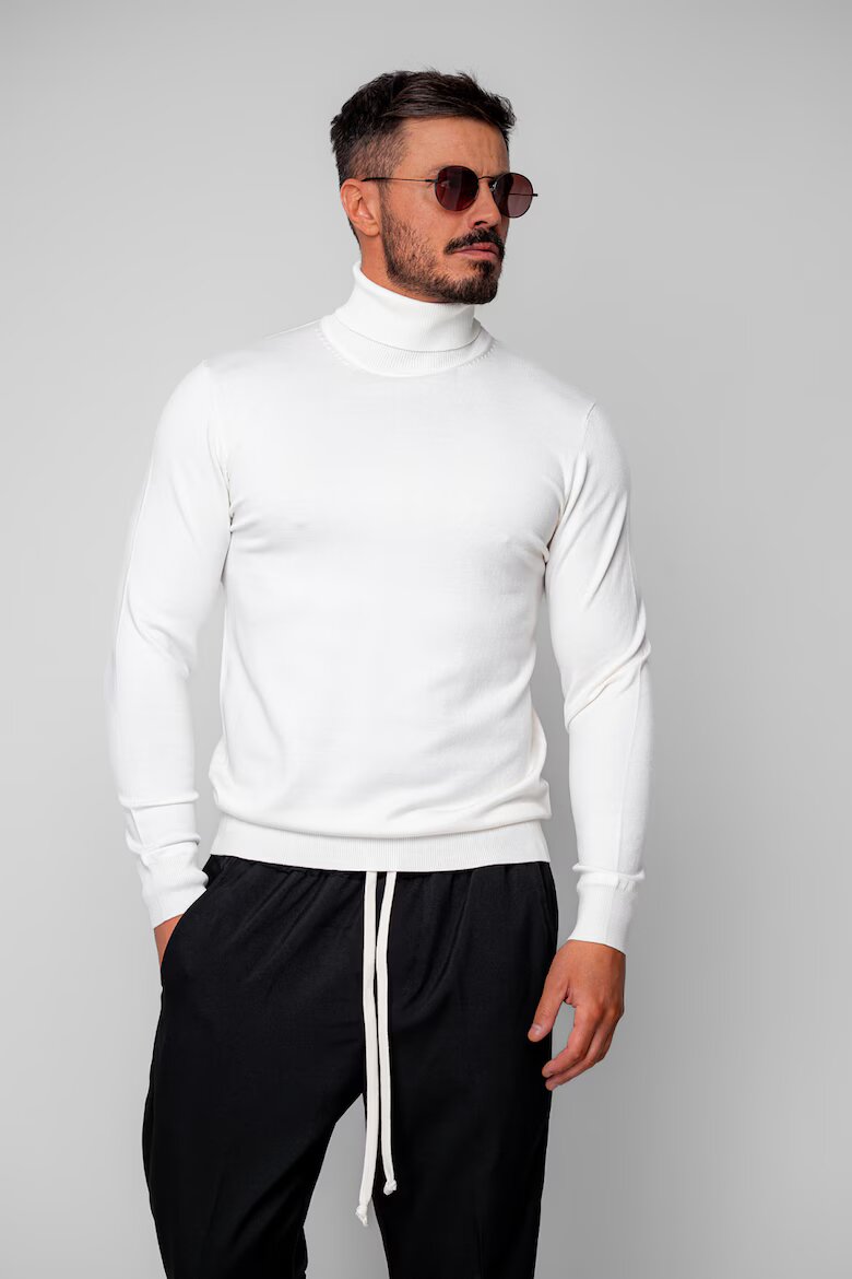 uFIT Пуловер с висока яка Off White 19857 Бял