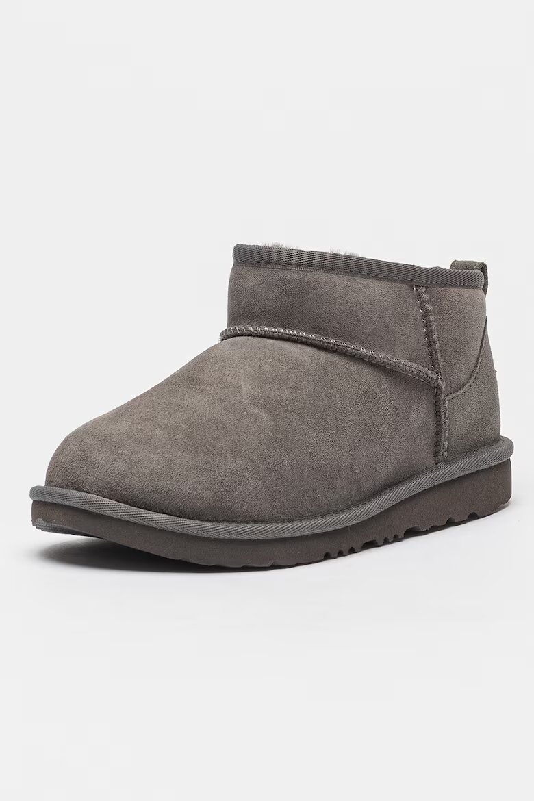 UGG Непромокаеми велурени боти Classic Mini II Сив