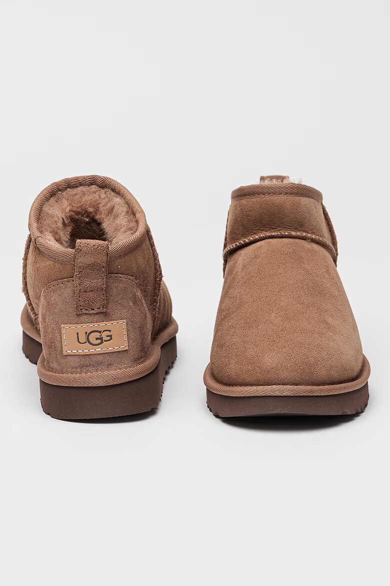 UGG Непромокаеми велурени боти Classic Ultra Mini с лесно обуване Кафяв