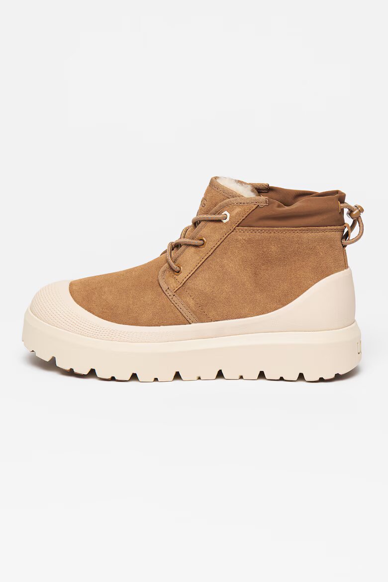 UGG Непромокаеми велурени боти Neumel Слонова кост/Карамел