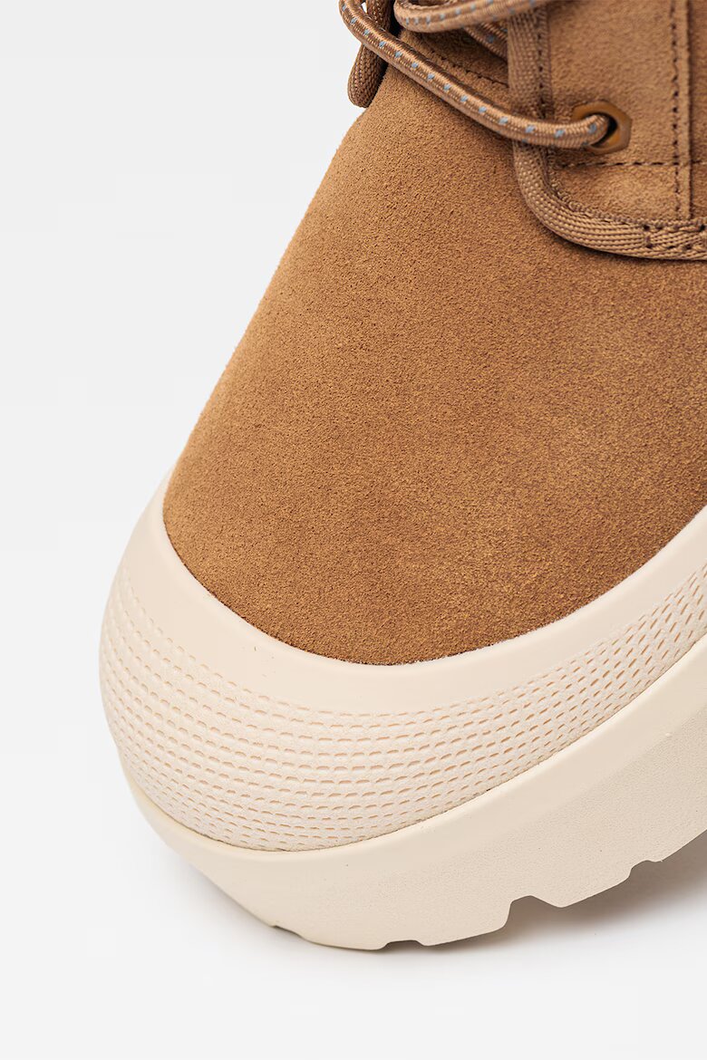UGG Непромокаеми велурени боти Neumel Слонова кост/Карамел