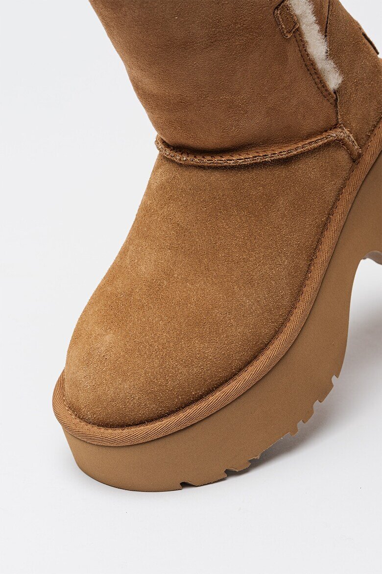 UGG Полускосени велурени ботуши Esmee Камел
