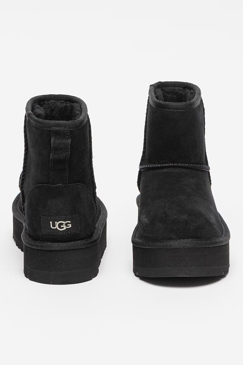 UGG Велурени боти Classic Mini Черен