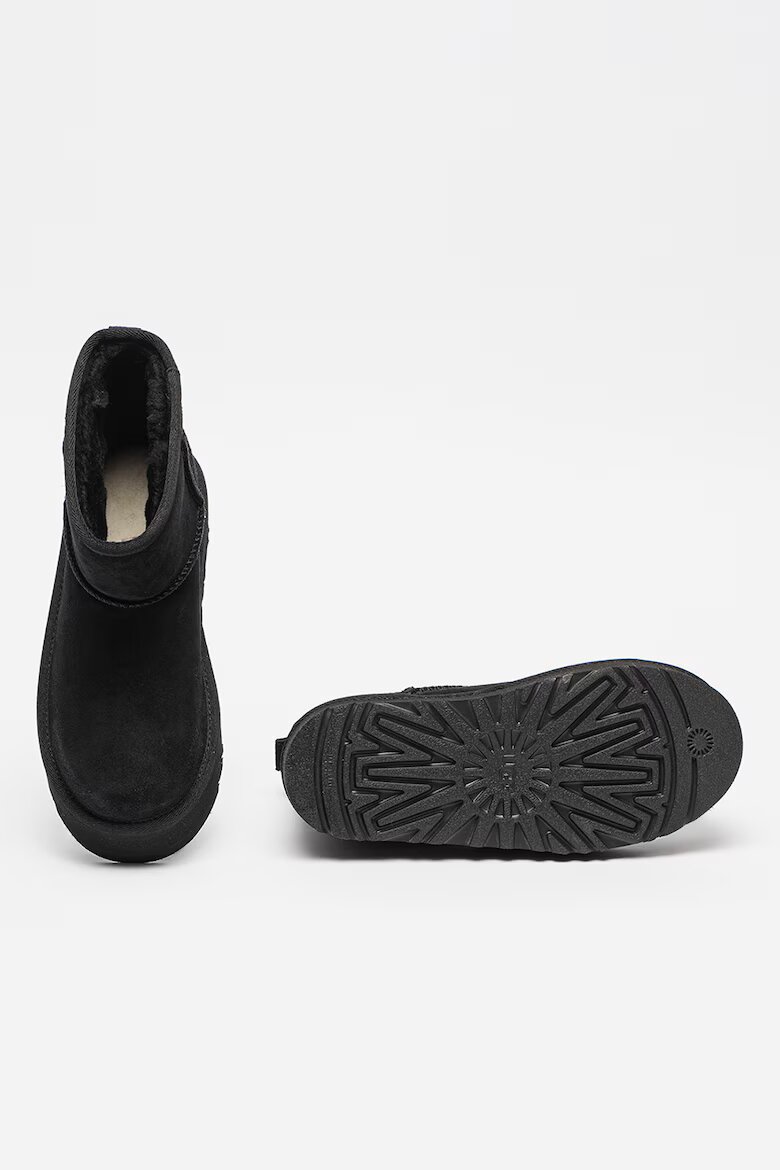 UGG Велурени боти Classic Mini Черен