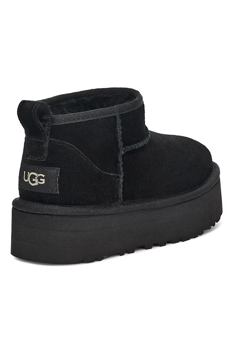 UGG Велурени боти Classic Ultra Черен