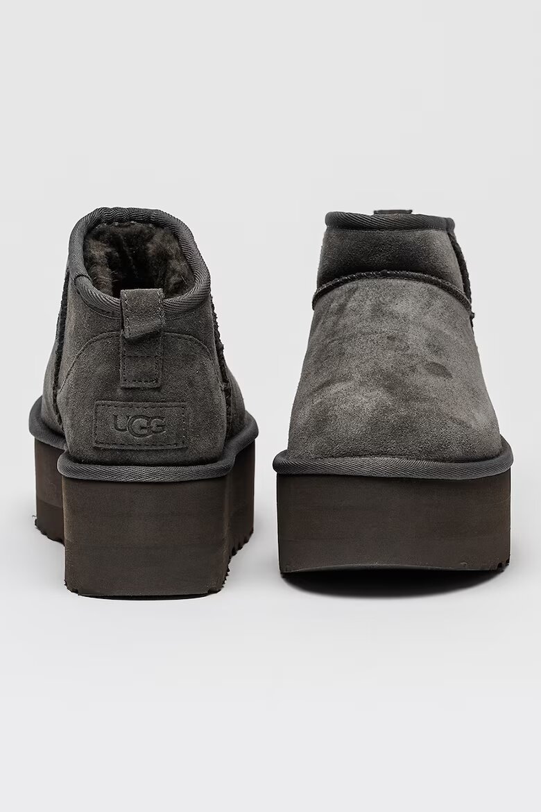 UGG Велурени боти Classic Ultra Mini Въглен сиво