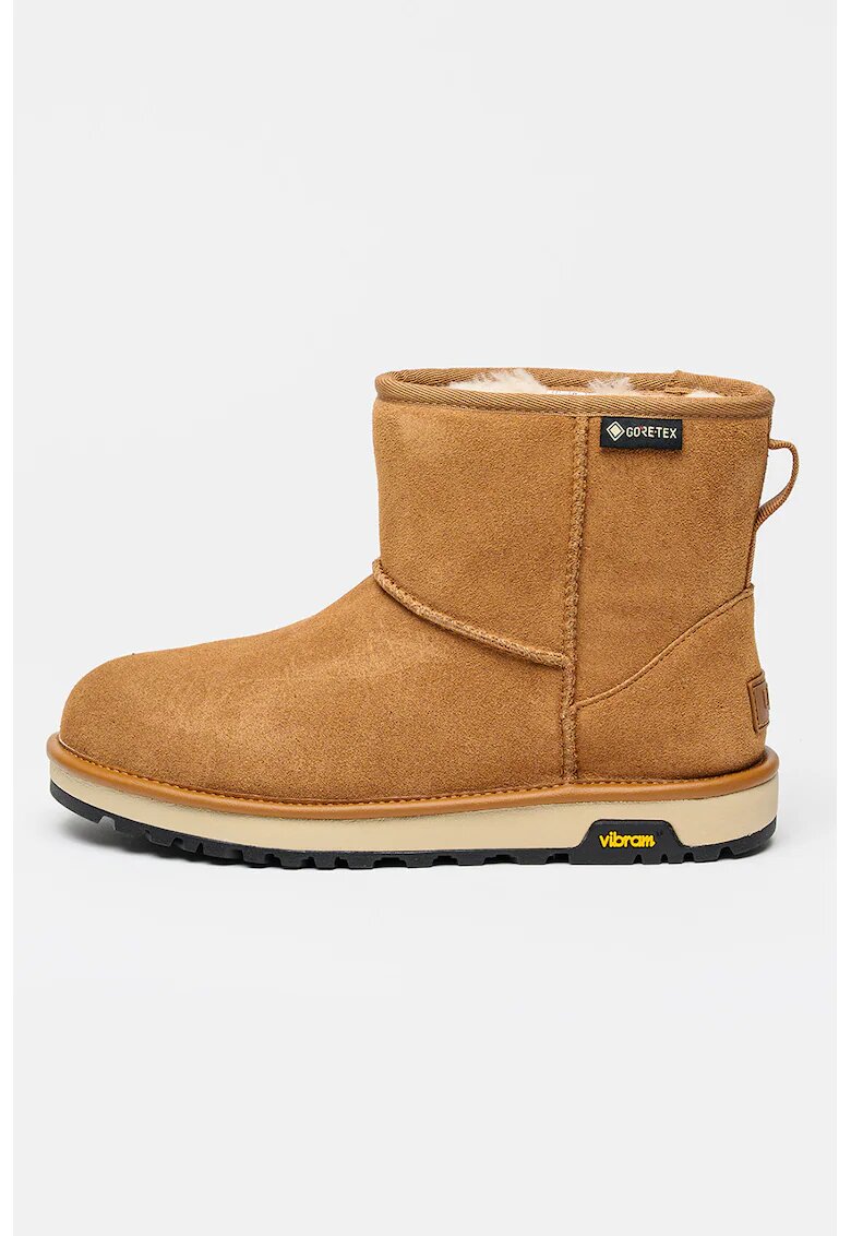 UGG Велурени боти Mini GTX