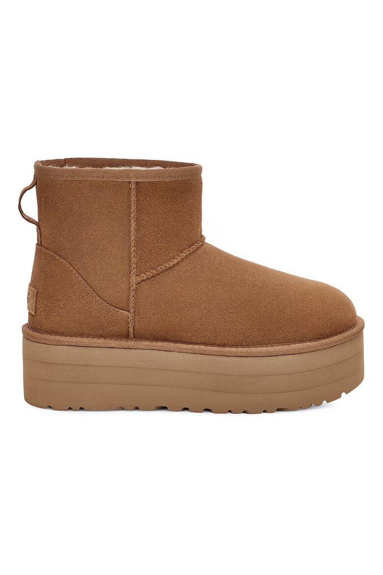 UGG Велурени непромокаеми боти Classic Mini с равна платформа Карамел
