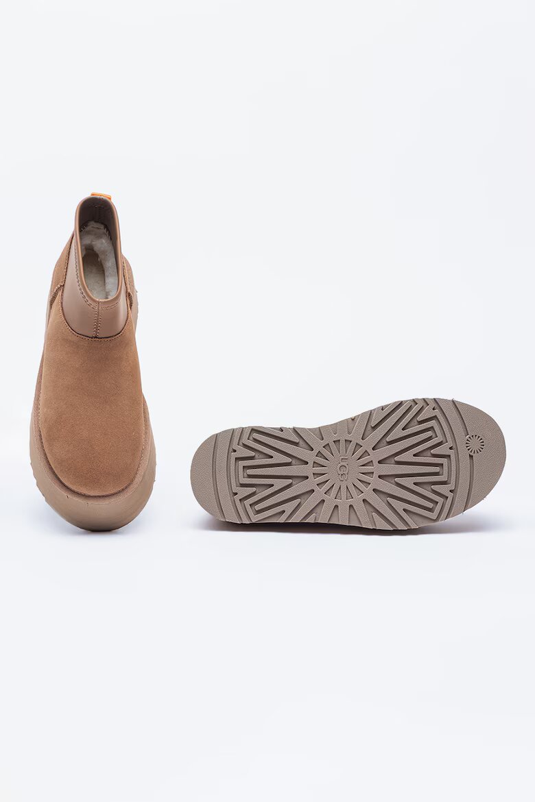 UGG Велурени зимни боти Classic Mini Dipper с текстил Бежов