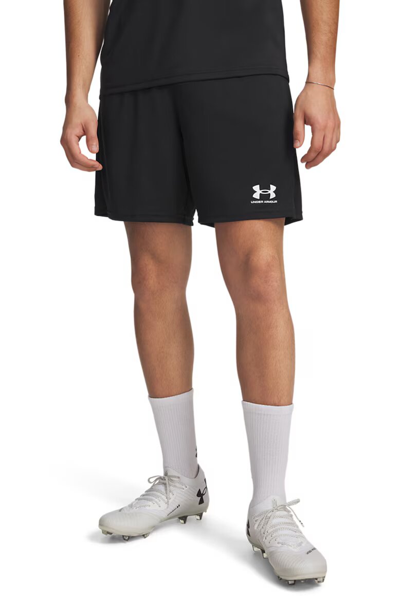 Under Armour Футболни шорти Challenger Core Бял/Черен