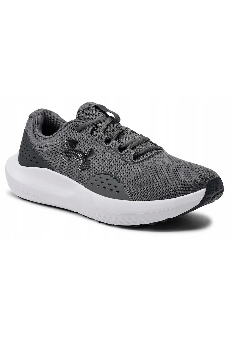 Under Armour Мрежести обувки за фитнес Charged Surge
