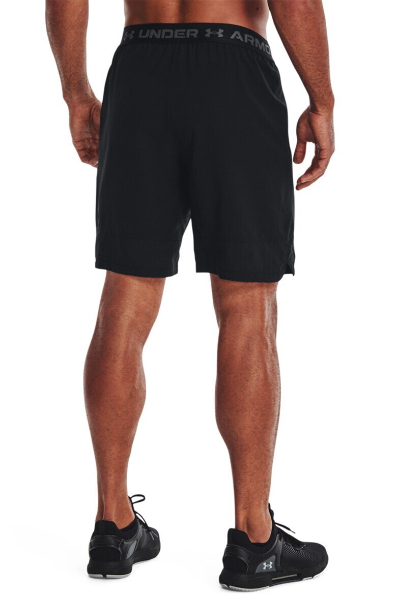 Under Armour Плетени фитнес шорти Vanish Черен