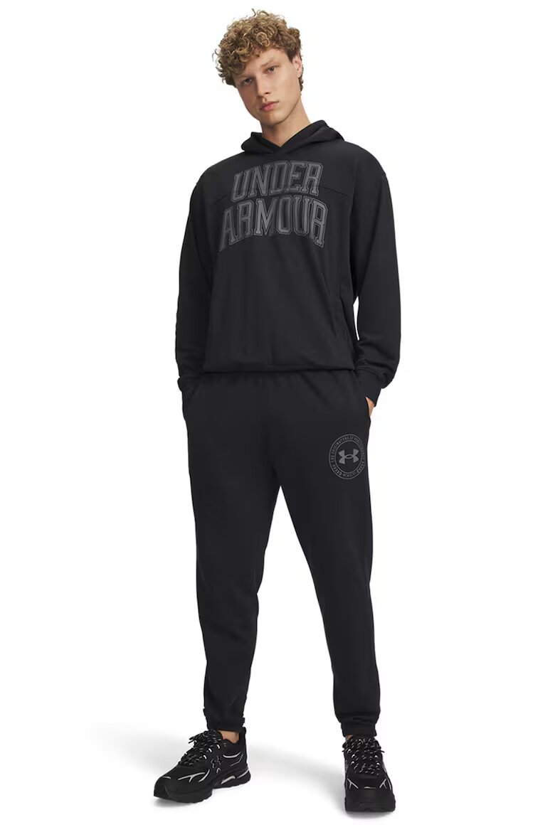 Under Armour Скосен спортен панталон Rival с памук Черен