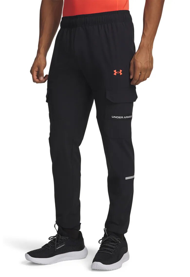 Under Armour Спортен панталон Tech Utility с джобове с капаче - Червен/Черен