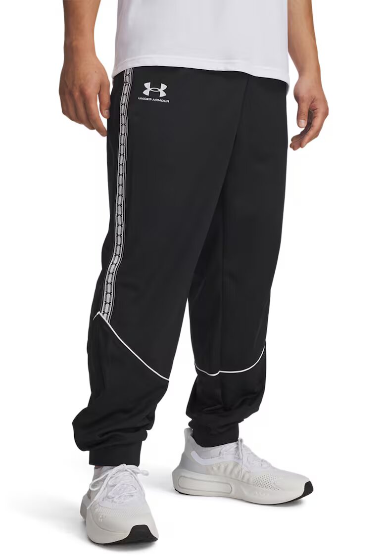 Under Armour Свободен фитнес панталон 96 Terrace - Бял/Черен