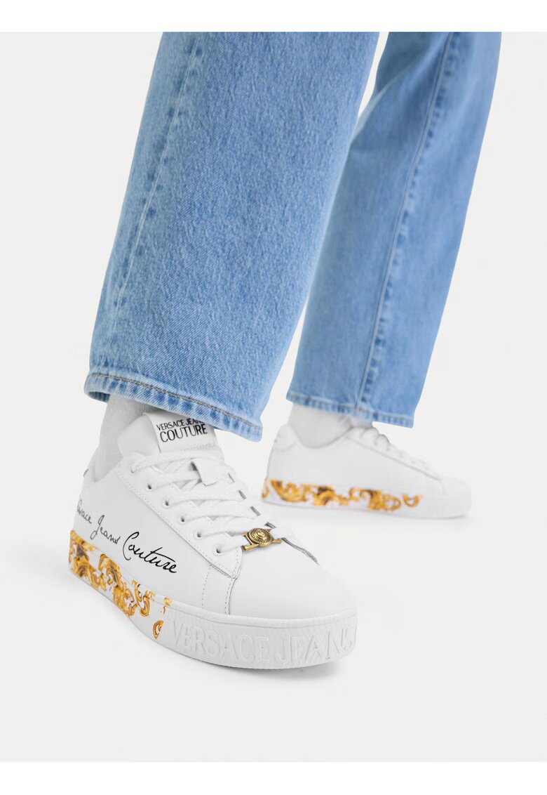 Versace Jeans Couture Дамски кецове - естествена кожа - 80VA3SKL ZPB79