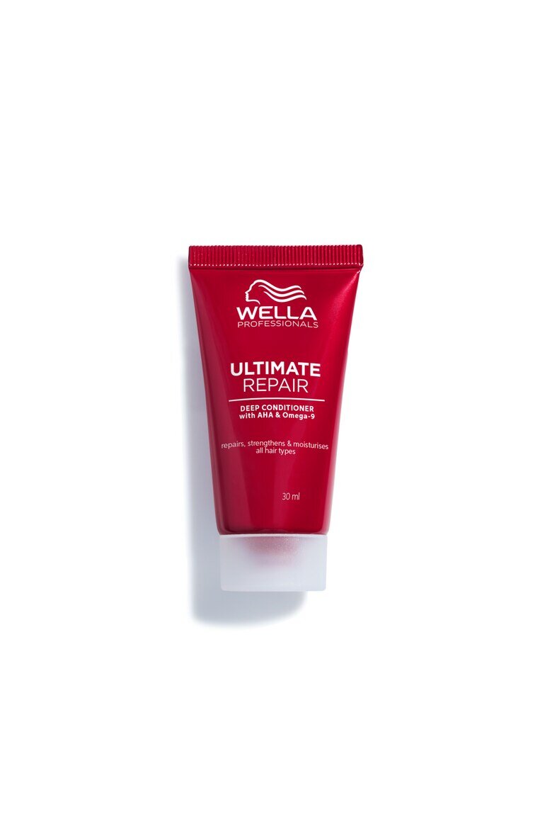 Wella Care Professional Балсам Wella Professionals Ultimate Repair Deep Възстановяващ и дълбоко подхранващ с AHA и Омега 9 За увредена коса - Стъпка 2 30 мл