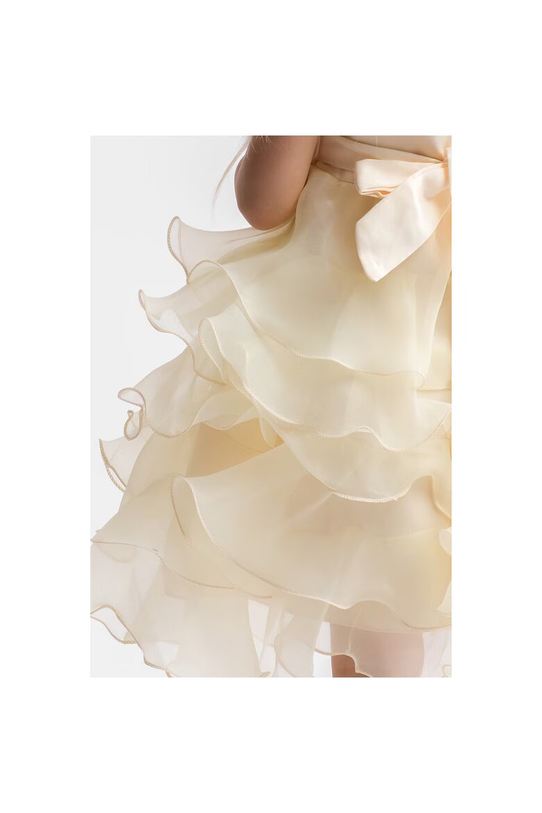 ZOYA Fashion Елегантна рокля Elodie за малки момичета златиста с 3D цвете и волани идеална за специални поводи Златист