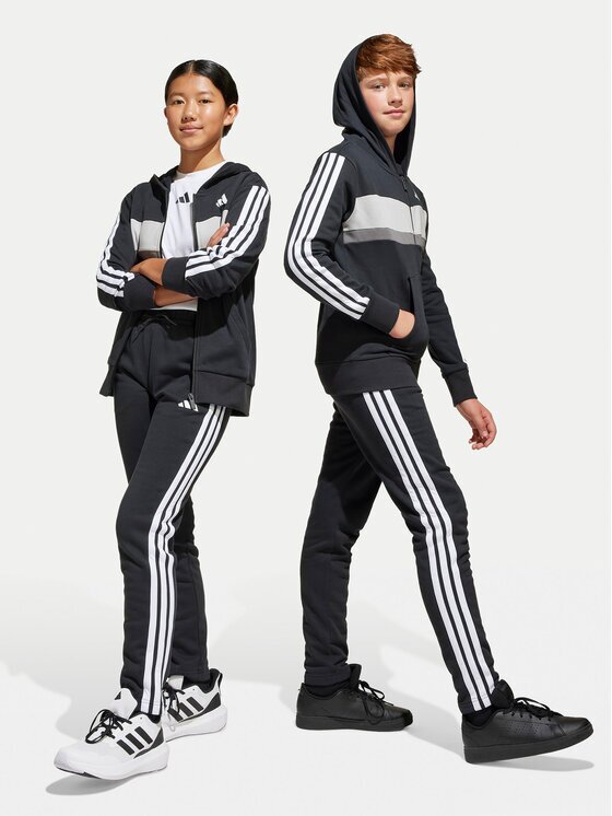 adidas Анцуг Seasonal Essentials Tiberio 3-Stripes JC7520 Черен Regular Fit