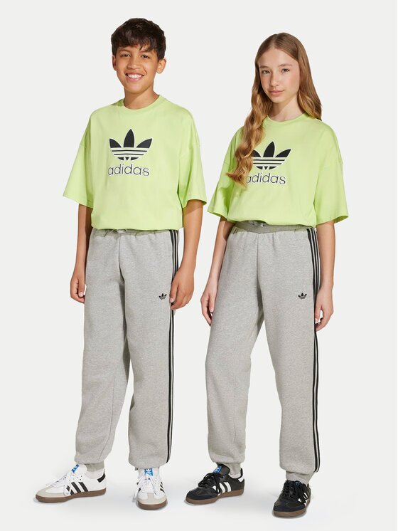 adidas Долнище анцуг 3-Stripes JW1090 Сив Loose Fit