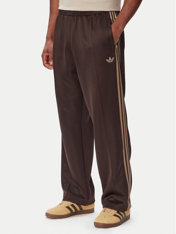adidas Долнище анцуг adicolor Spacer KS7432 Тъмнокафяв Baggy Fit