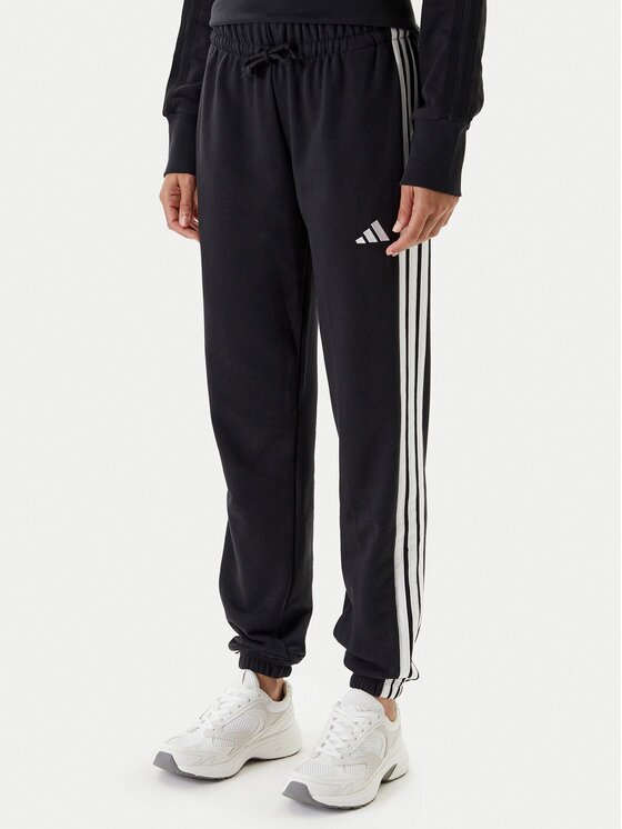 adidas Долнище анцуг Essentials 3-Stripes JD5302 Черен Regular Fit